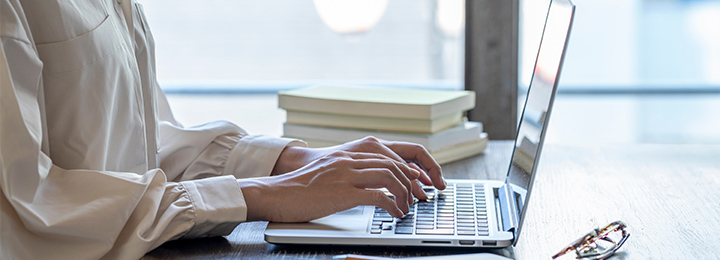 Few Opportunities to Learn Key Points for Material Creation